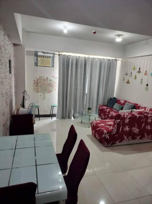 Cubao Manhattan Heights, Unit 8Bc Tower B, 1 Br Manila Kültér fotó