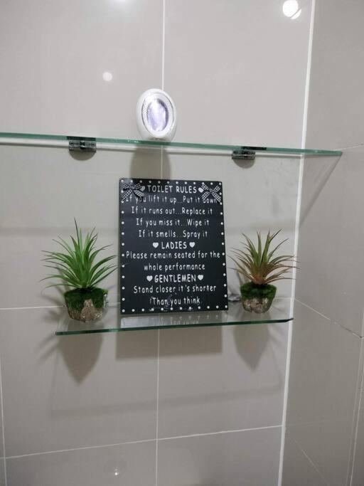 Cubao Manhattan Heights, Unit 8Bc Tower B, 1 Br Manila Kültér fotó